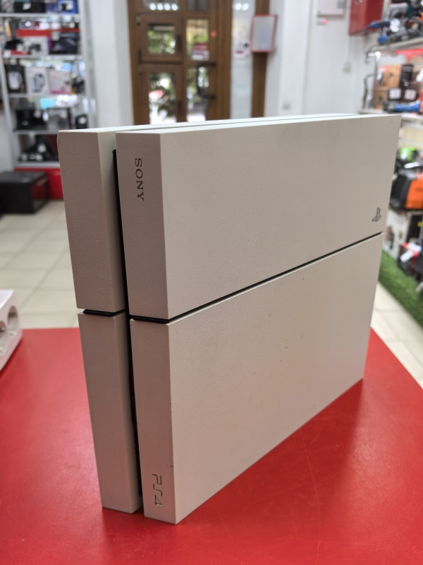 Игровая приставка Sony PlayStation 4 Fat 500Gb