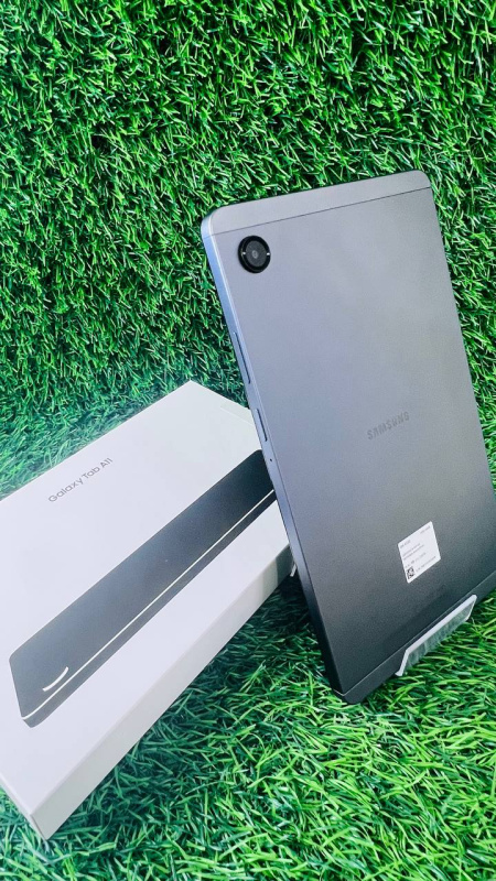 Планшет Samsung Galaxy Tab 10.1 P7100