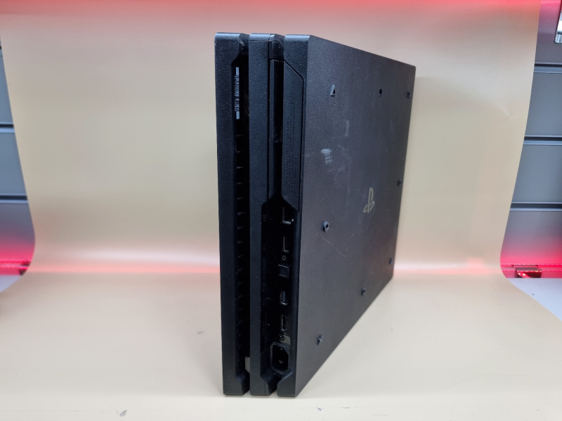 Игровая приставка Sony PlayStation 4 pro