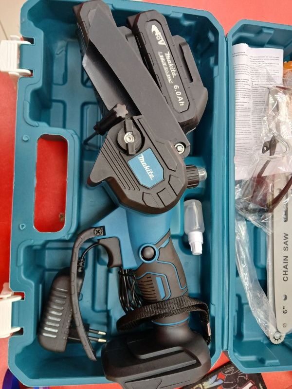 Цепная пила Makita аккумуляторная (реп) 6.0Ah