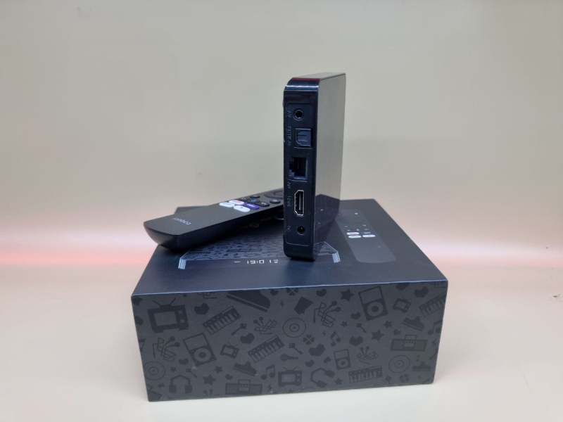 TV Box Rombica Mate