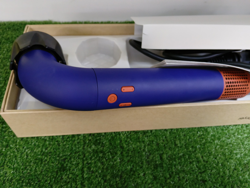 Фен  Dyson Supersonic HD17