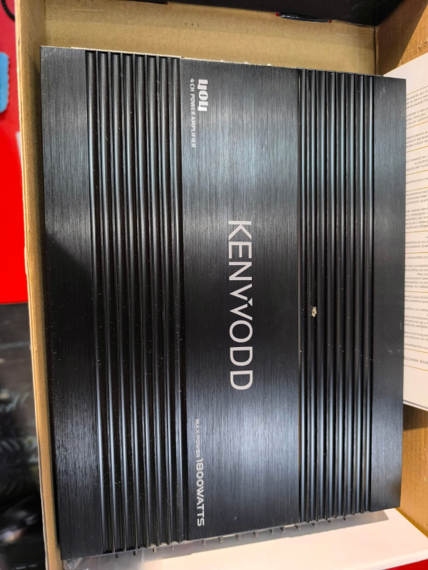 Авто усилитель Kenwood 404