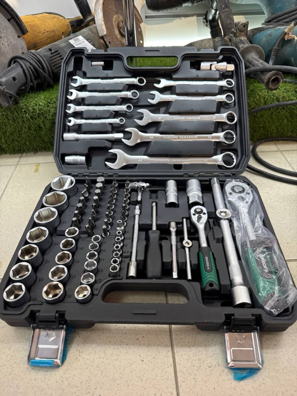 Набор инструментов Dekecr-v 82 предмета