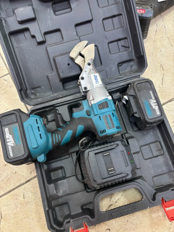 Ножницы по металлу  3е