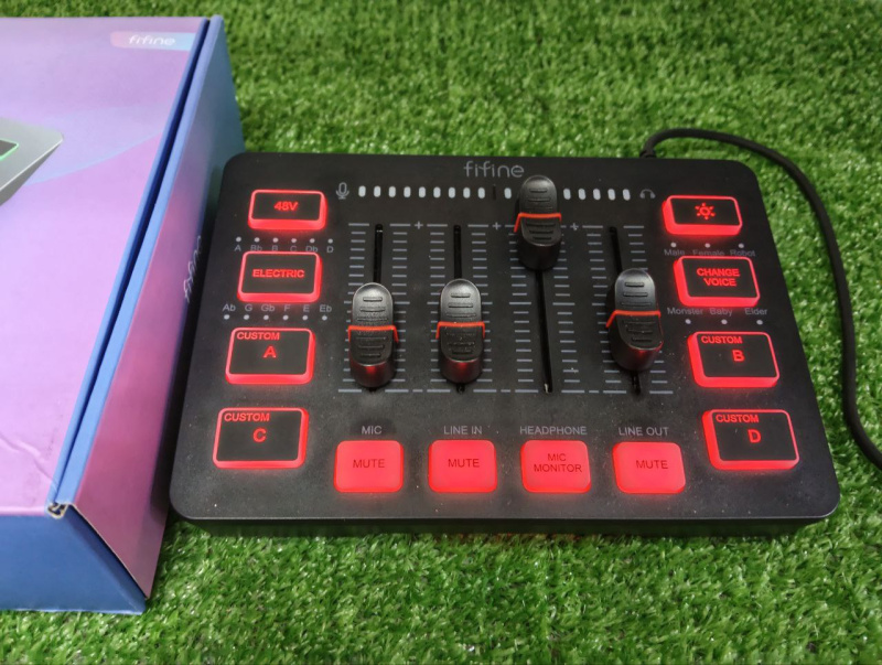 Цифровой микшерный пульт Ampligame Fifine SC3