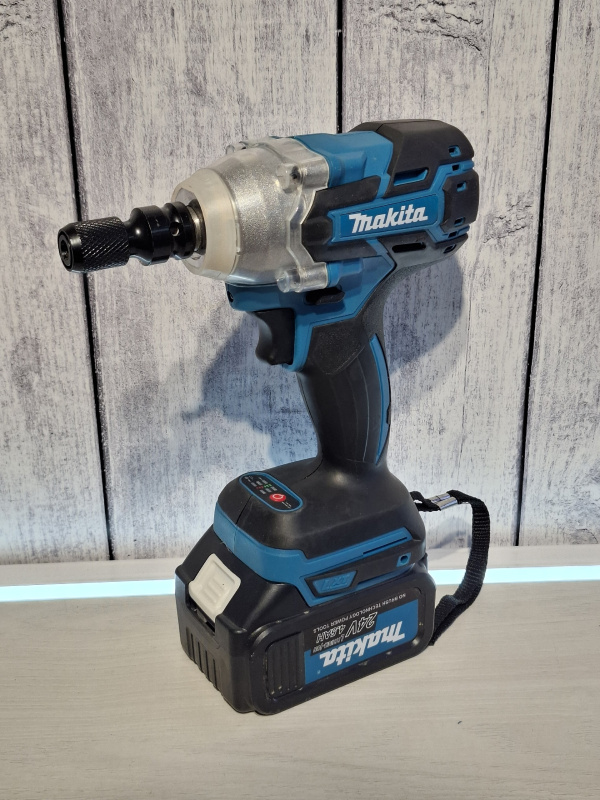 Гайковерт Makita Brushless