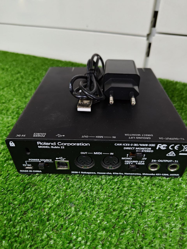 Звуковая карта Roland Rubix 22