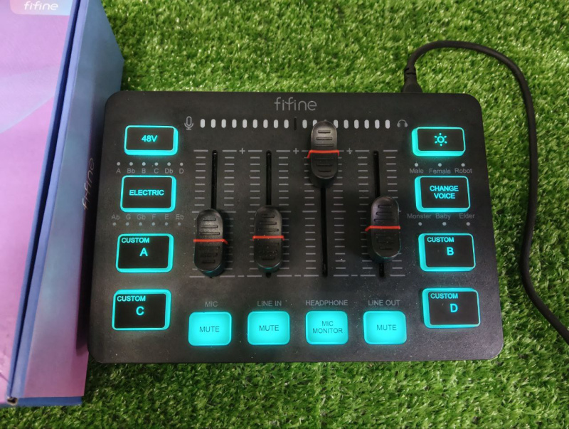 Цифровой микшерный пульт Ampligame Fifine SC3